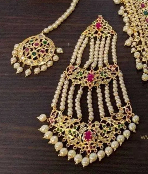 Madiha Bridal Set in Pink & Green Combination