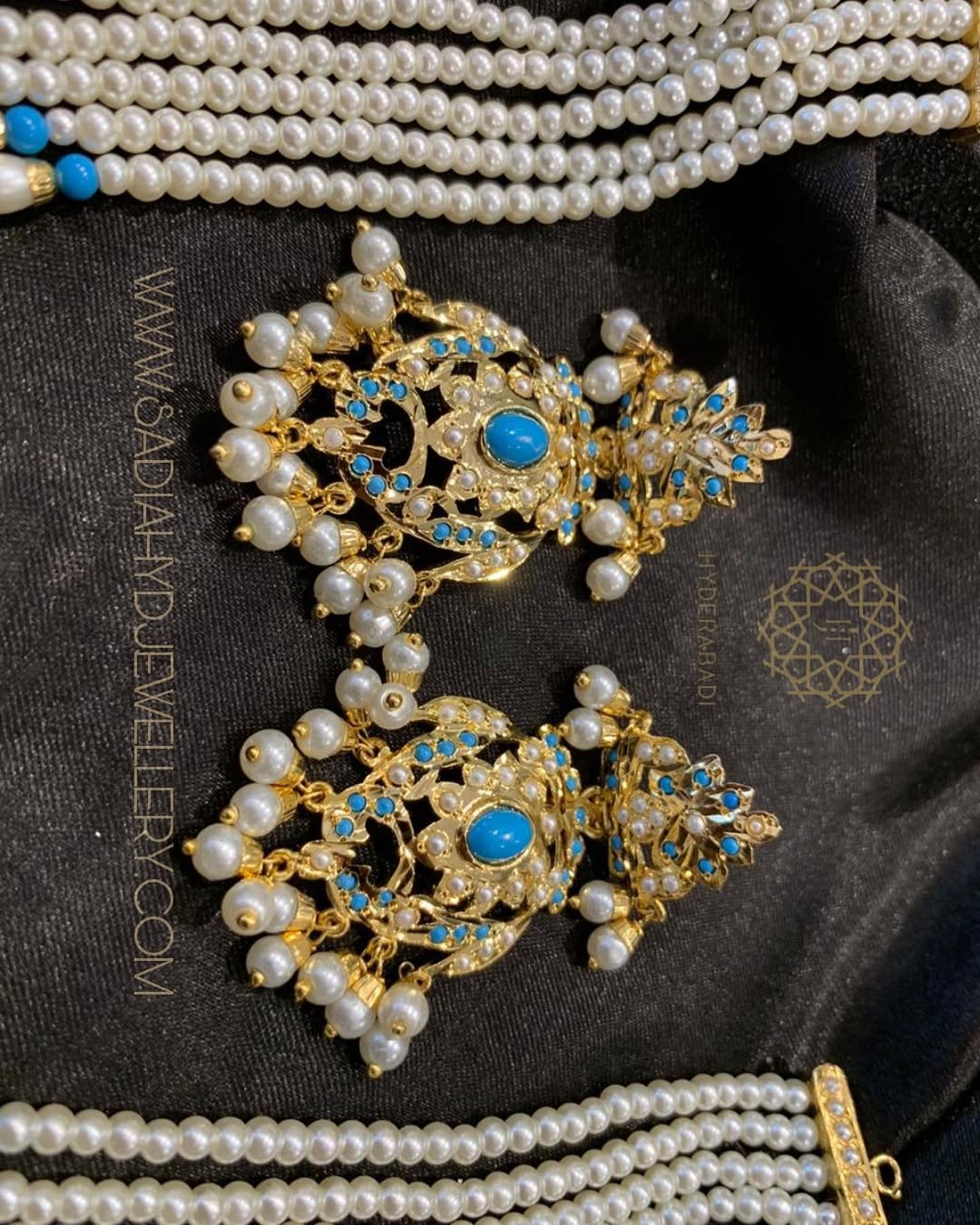 Farozan Firoza Necklace Set