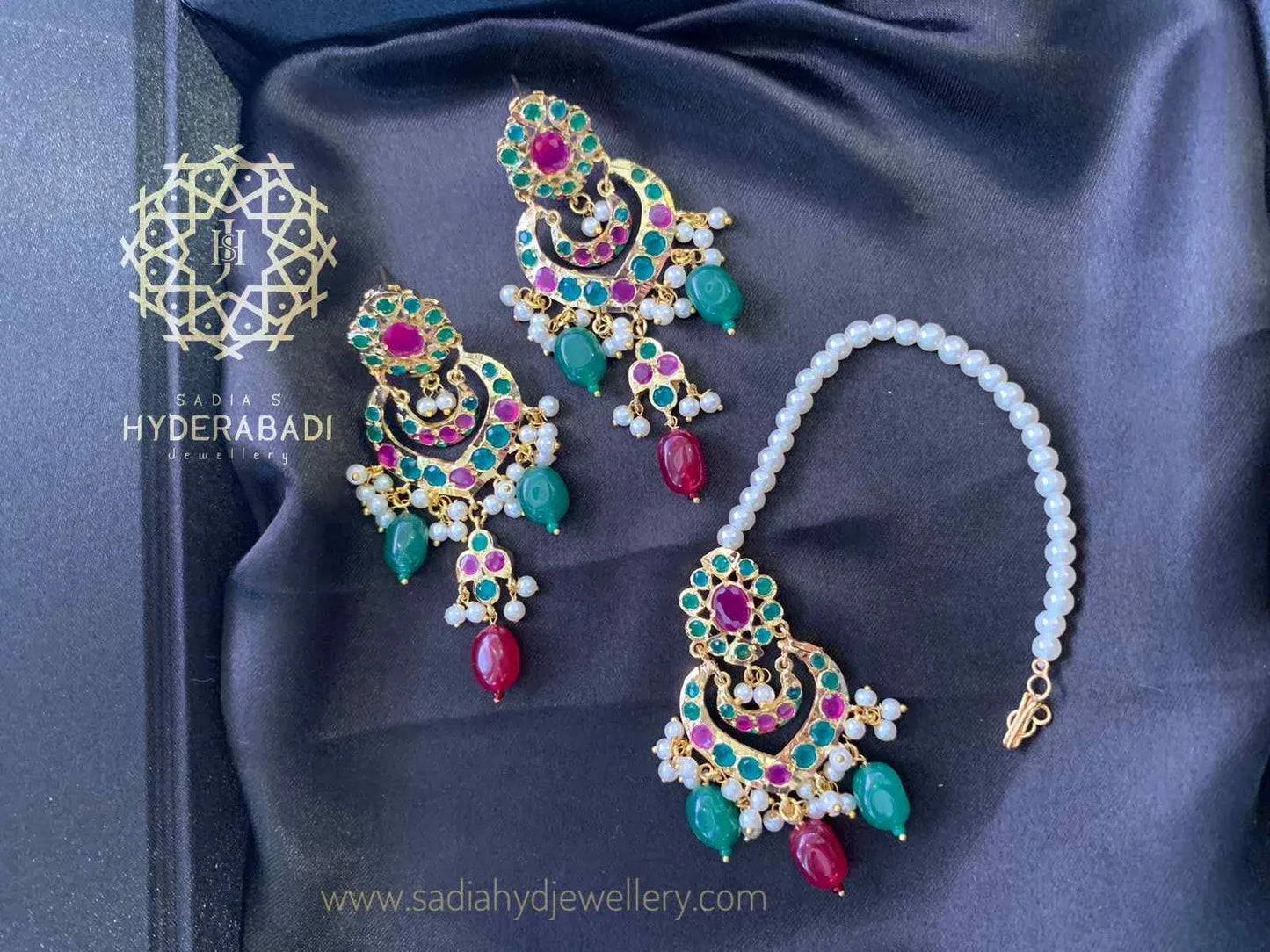 Mahira Khan Red Green Tika Earring Combo