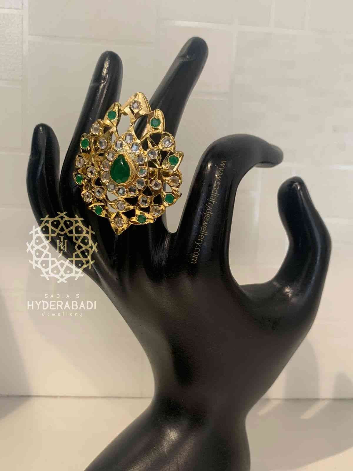 Nargis Green Ring