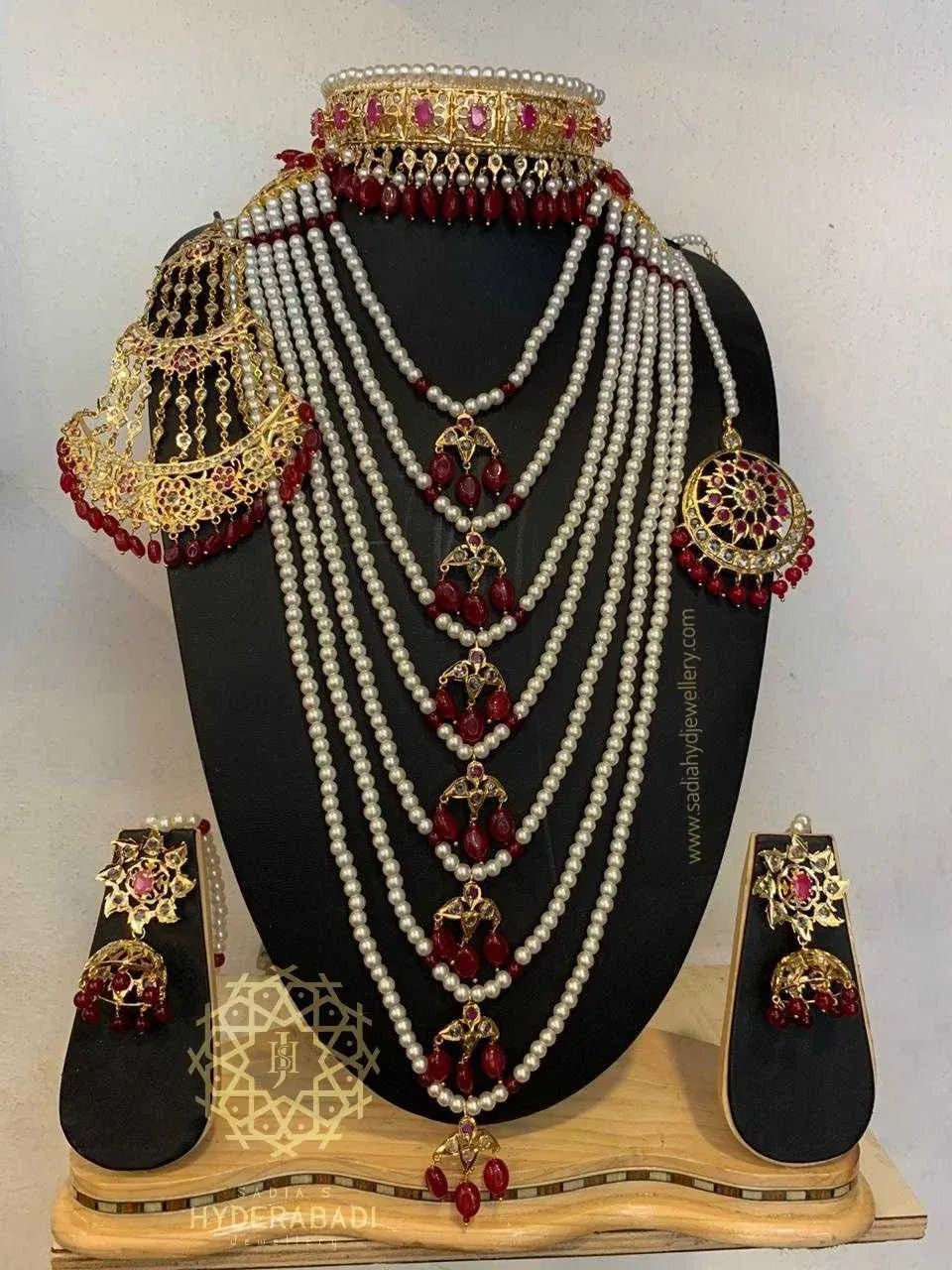 Red Hyderabadi Bridal Set