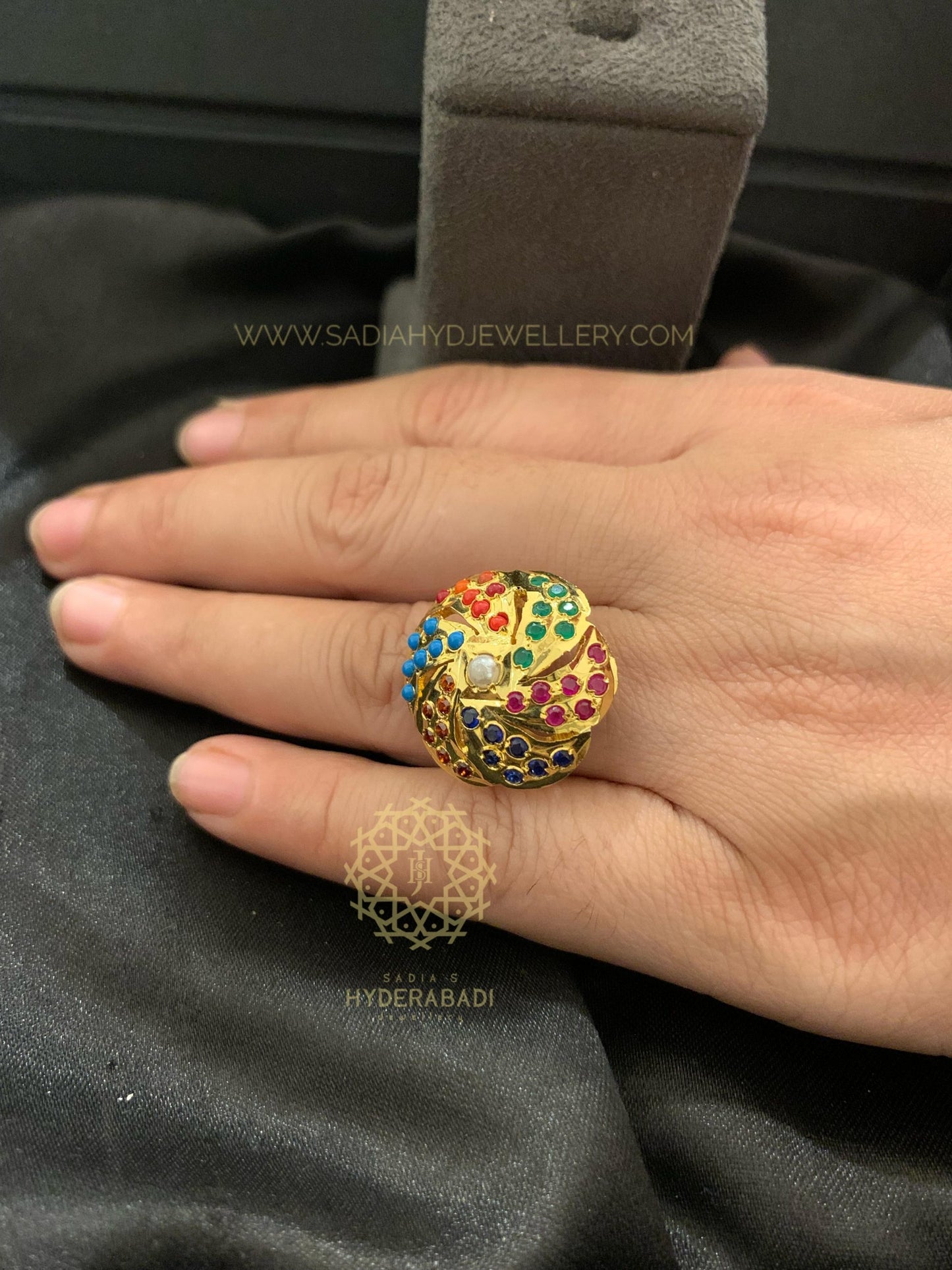 Muzna Multi Ring