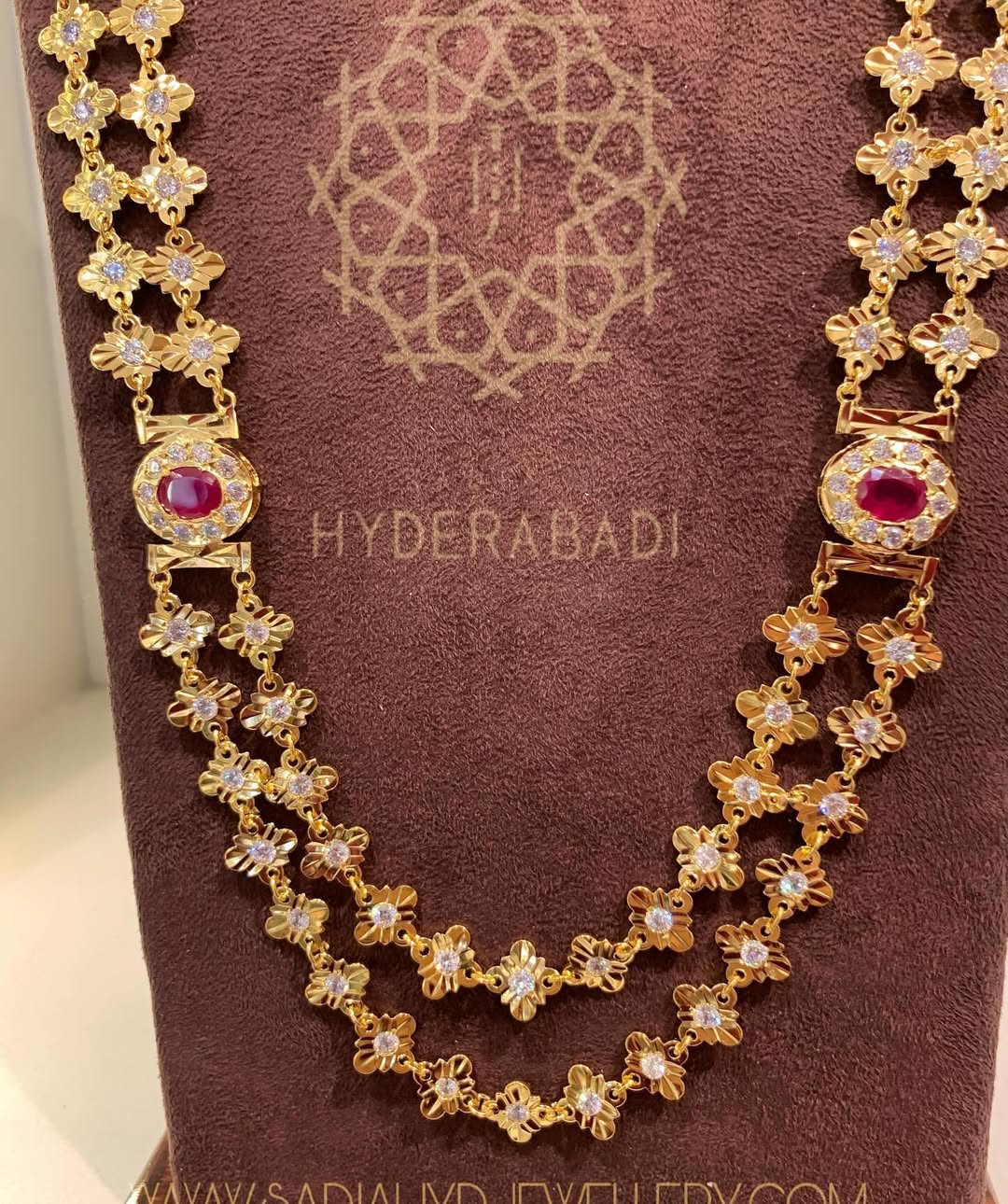 Falaknaz Real Ruby Rani Haar