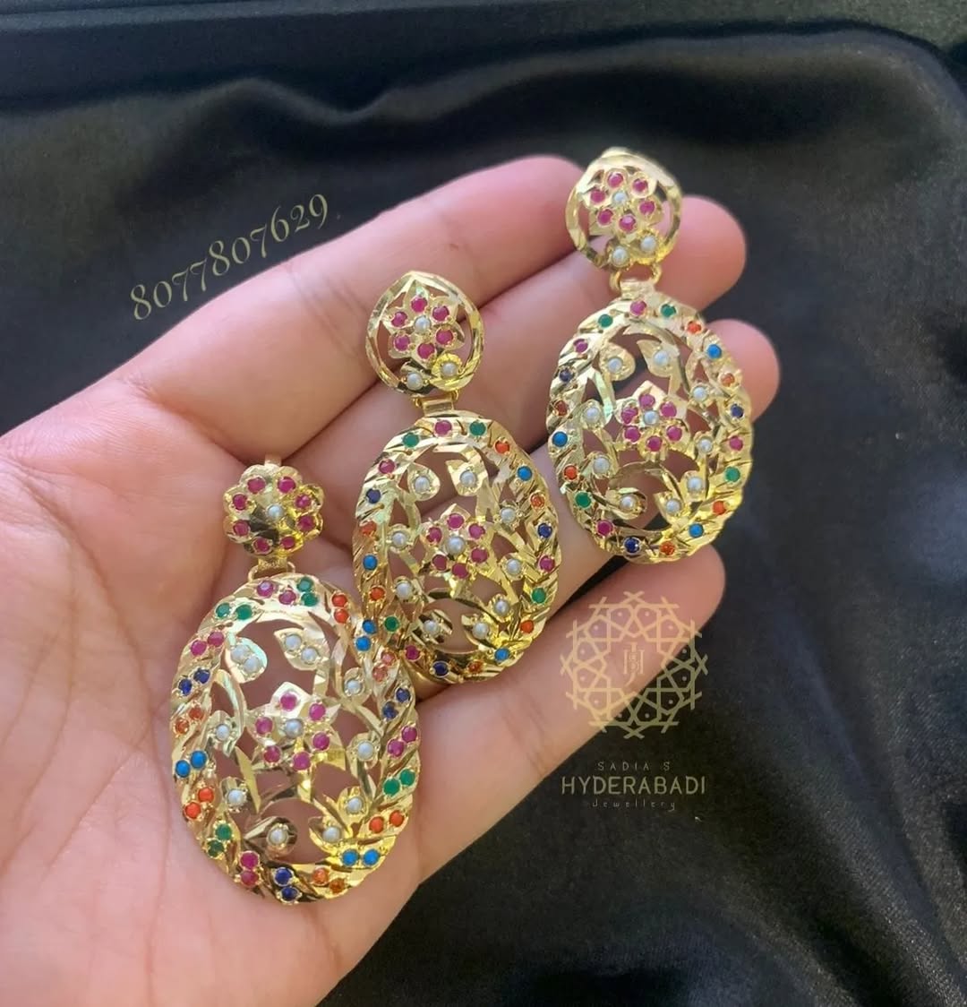 Sabiha Multicolor Jadau Pendant Set
