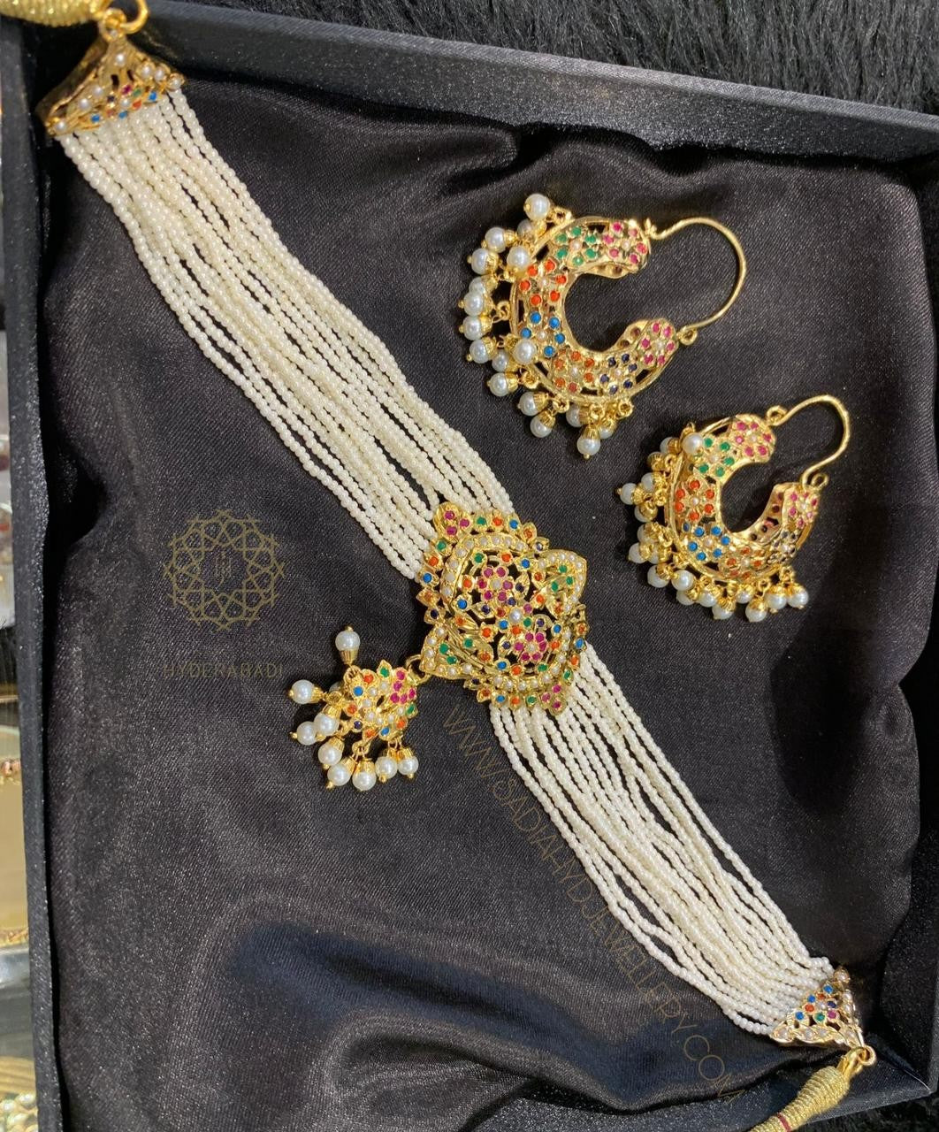 Ufaq Multicolour Necklace Set