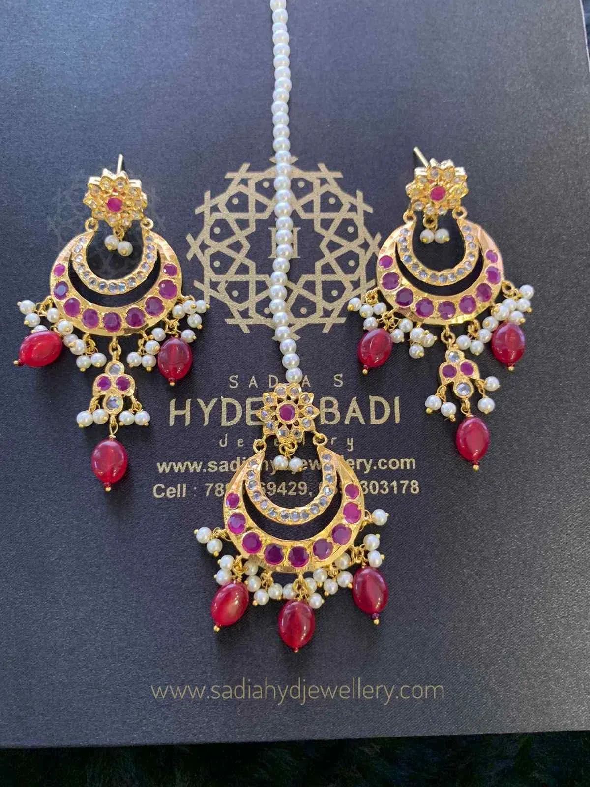 Mahira Khan Red Tika Earring Combo