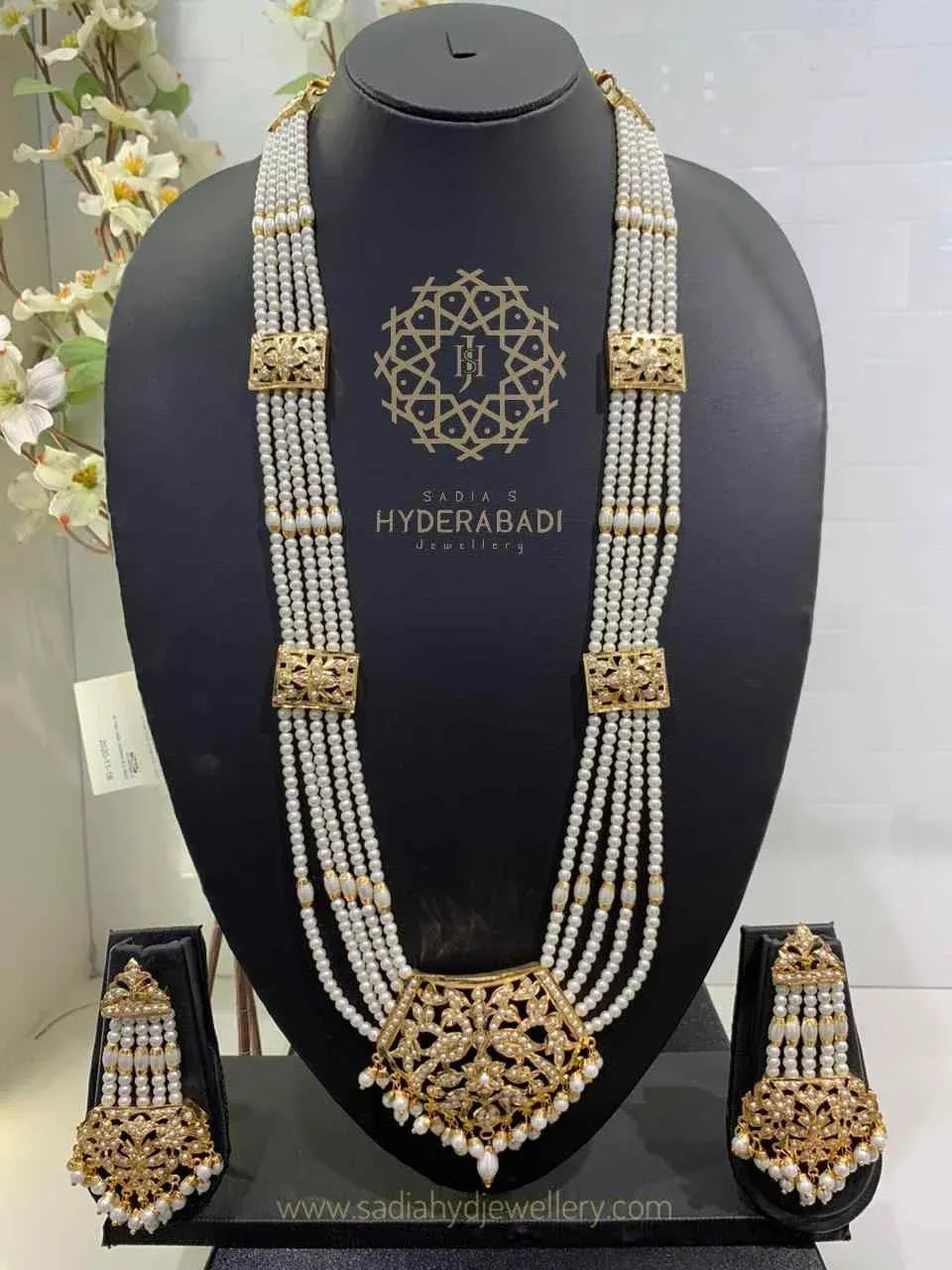 Huma Rani Huma White Rani Haar – Sadiahyderabadi