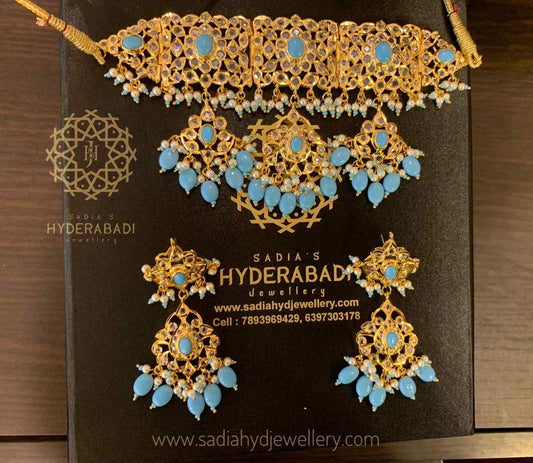 Shagufta Firoza Choker with Matching Earrings