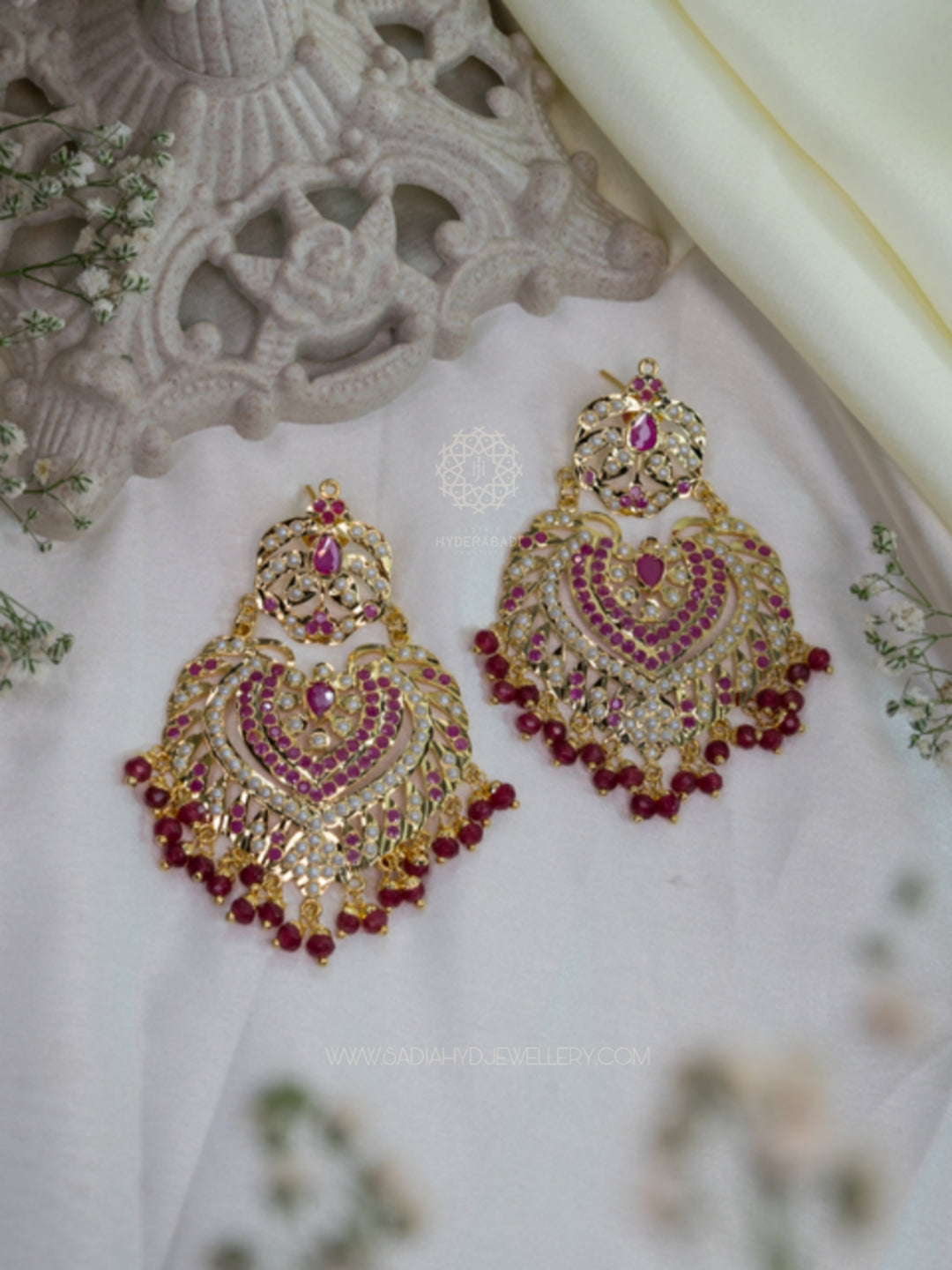 Aarzo Red Earring