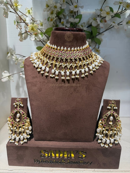 Afroz White Necklace