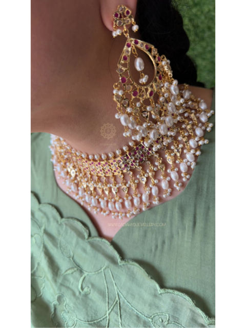 Afroz White Necklace