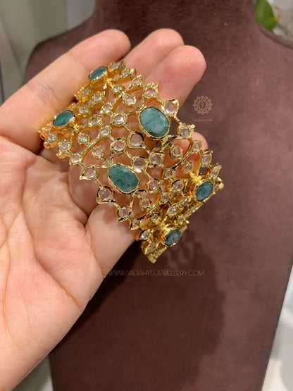 Anisa Real Emerald Bangle