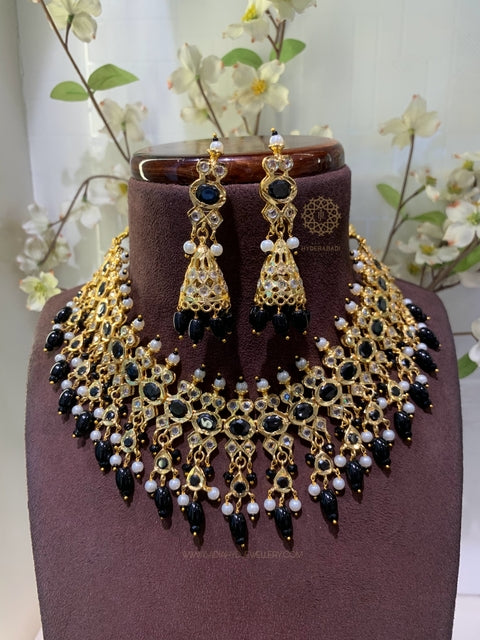 Basharat Black Necklace Set