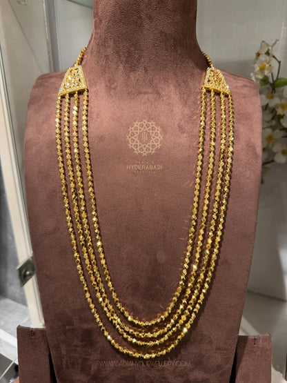Cutting Beads Chandan Haar