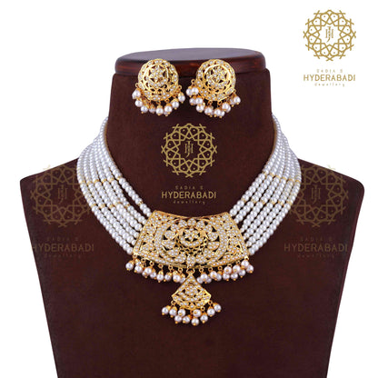 Gulafsha White Choker Set
