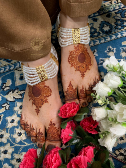 Hydrabadi Pearl Anklet