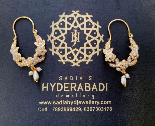 Asna Jadau White Pair of Earrings