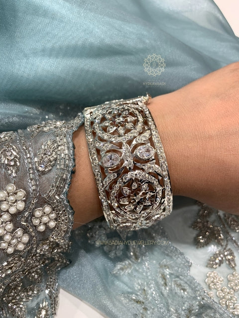 Latifa Broad Silver Plated Bangles
