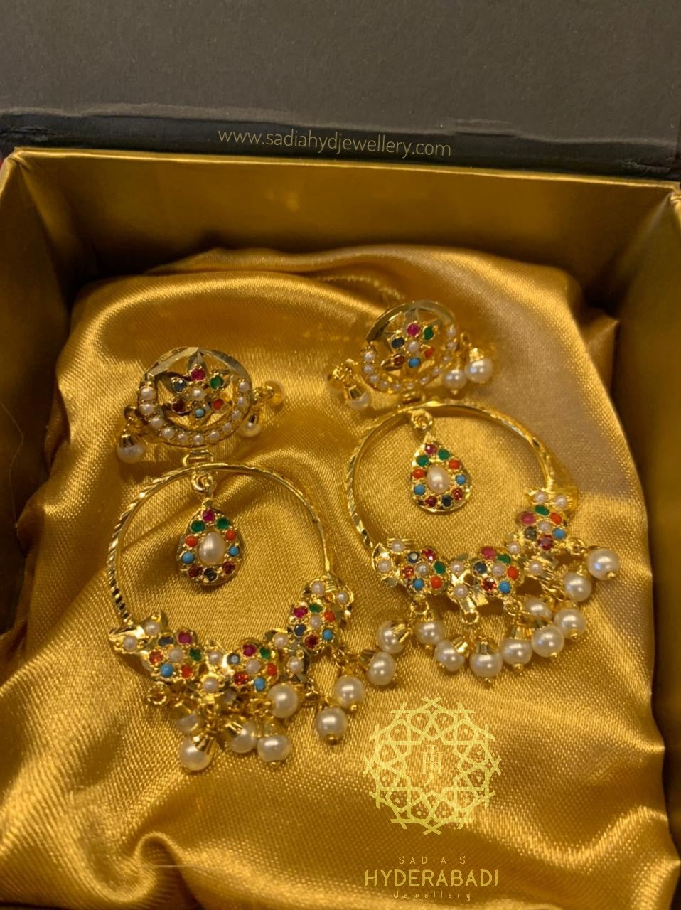 Mahnoor Multicolored Chandbali