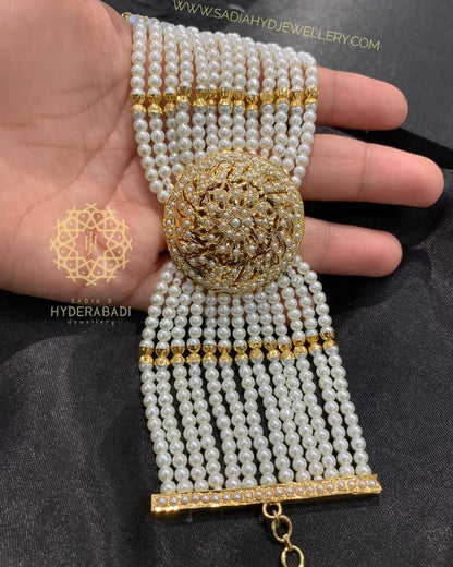 Mohtasin White Jadau Bracelet