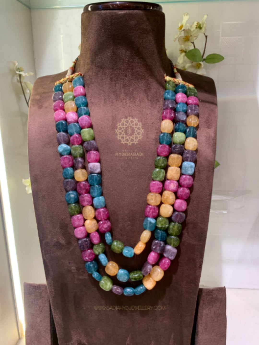 Momina Multi Colour Mala
