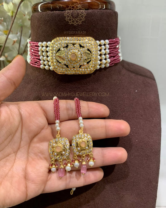 Munira Pink White Jadau Guluband