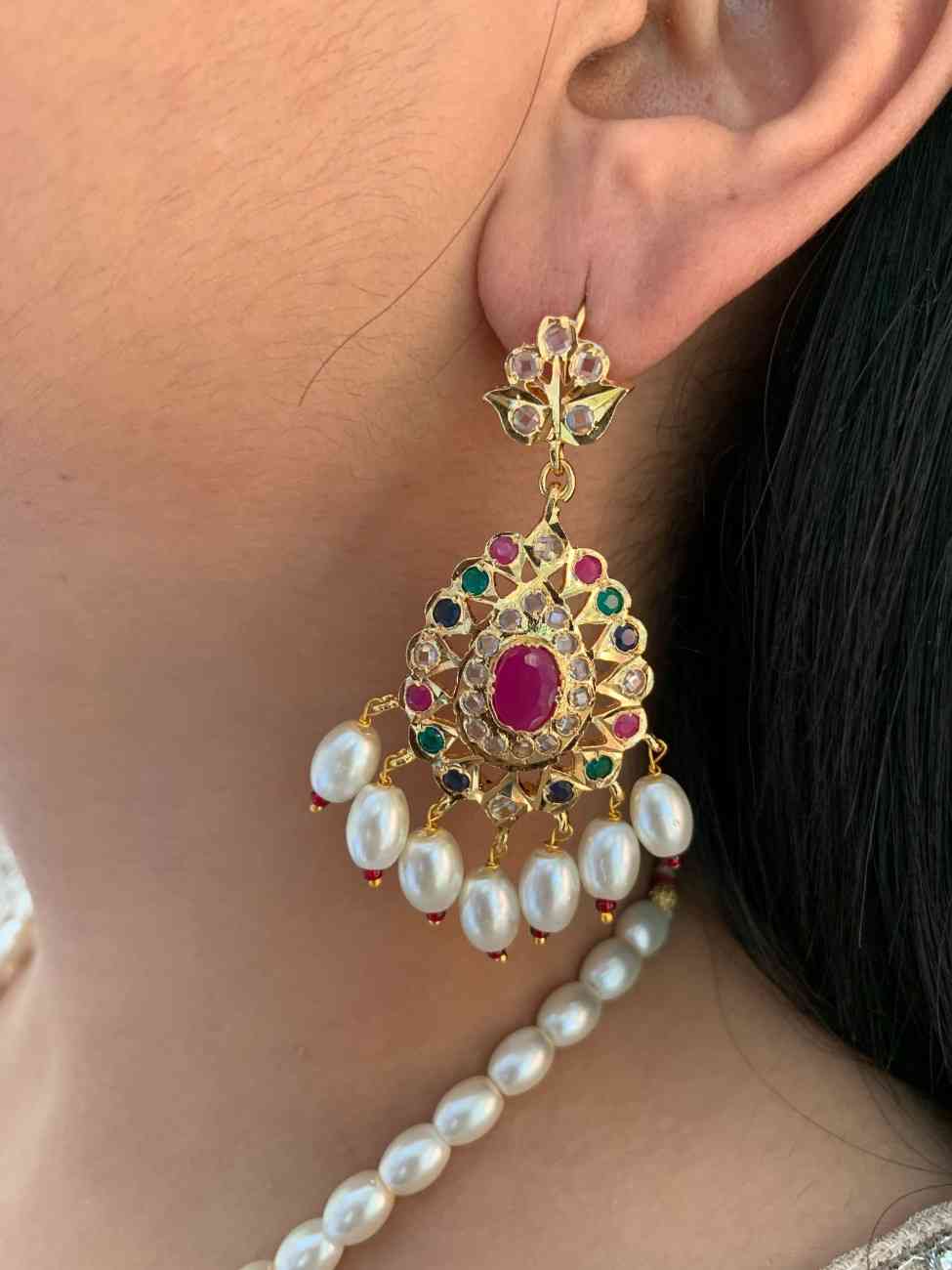 Naba Multicolored Pendant Set