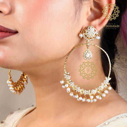 Parveen White Chandbali
