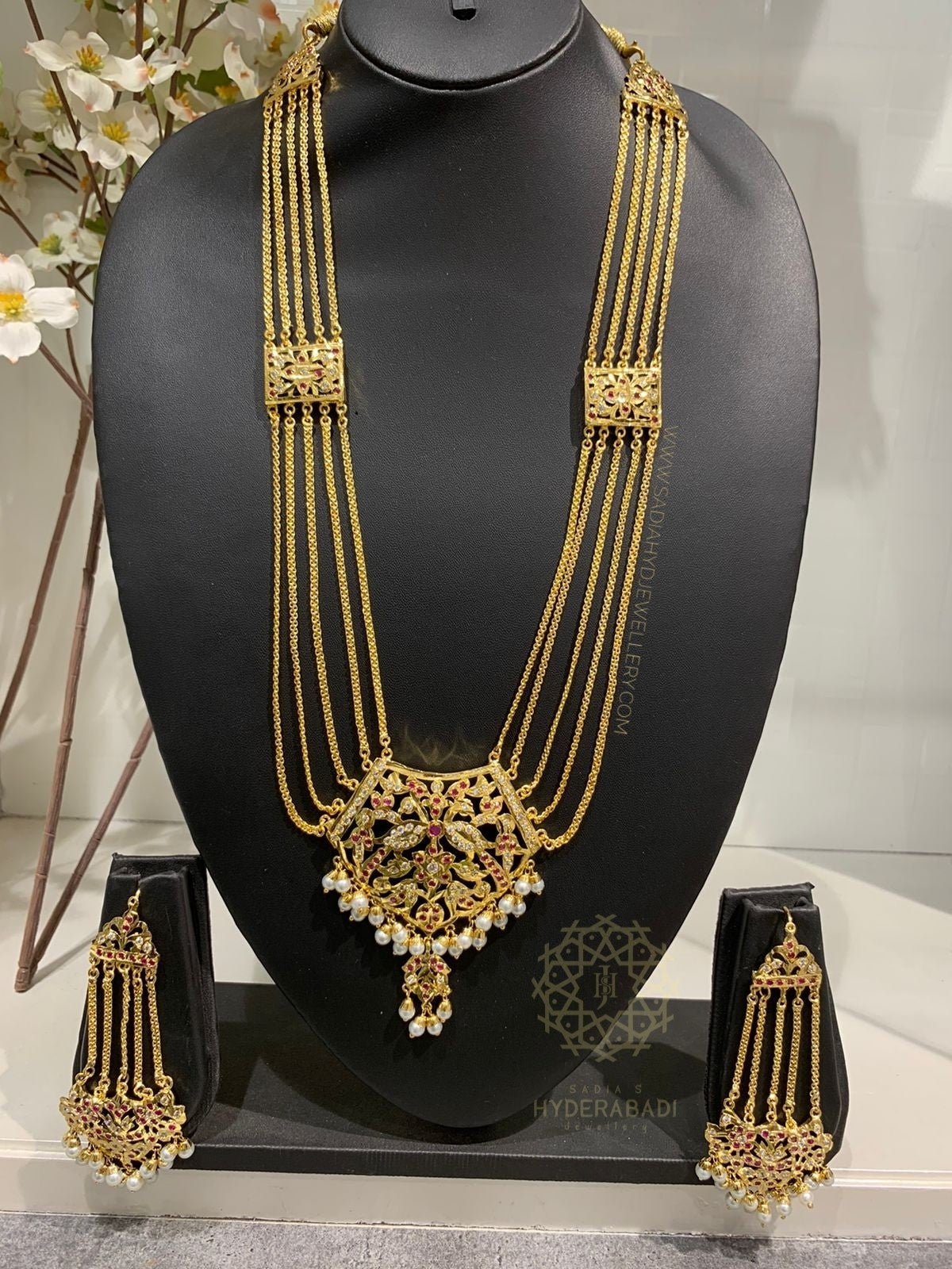 Chandan Jadau Haar with Matching Earrings