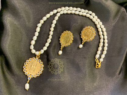 Real Pearl Ashrafi Pendant Set