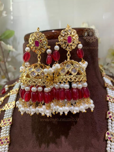 Red Jahan aara Jhumki