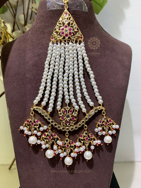 Ruhi Red Jhumar