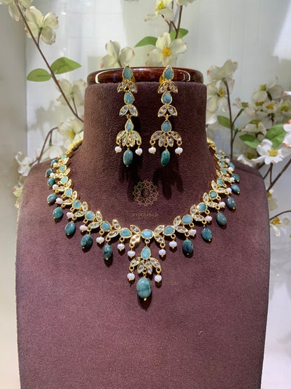 Sakina Real Emerald Necklace Set