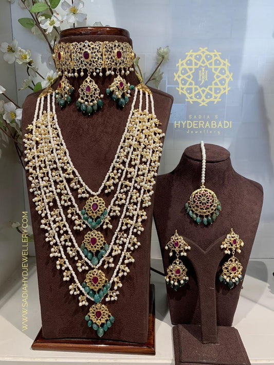 Shagufta Red Real Emerald Bridal Set