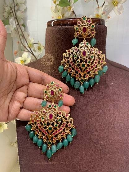 Sumbul Red Green Rani Haar