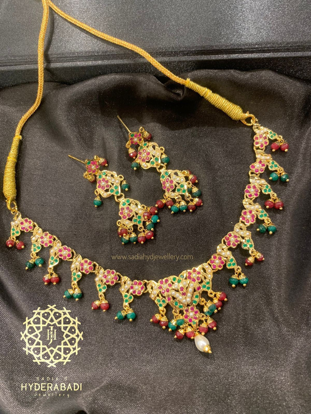 Aasia Red Green Jadau Delicate Necklace Set