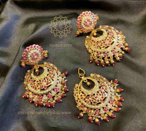 Asfiya Red White Jadau Pendant Set