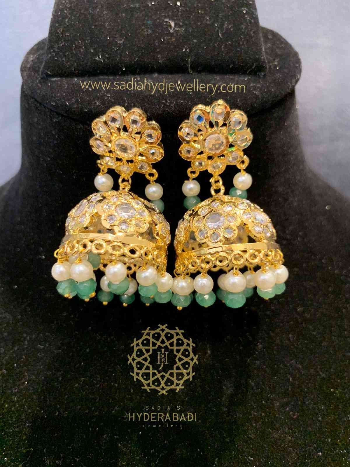 Nafsa Green White Jhumki