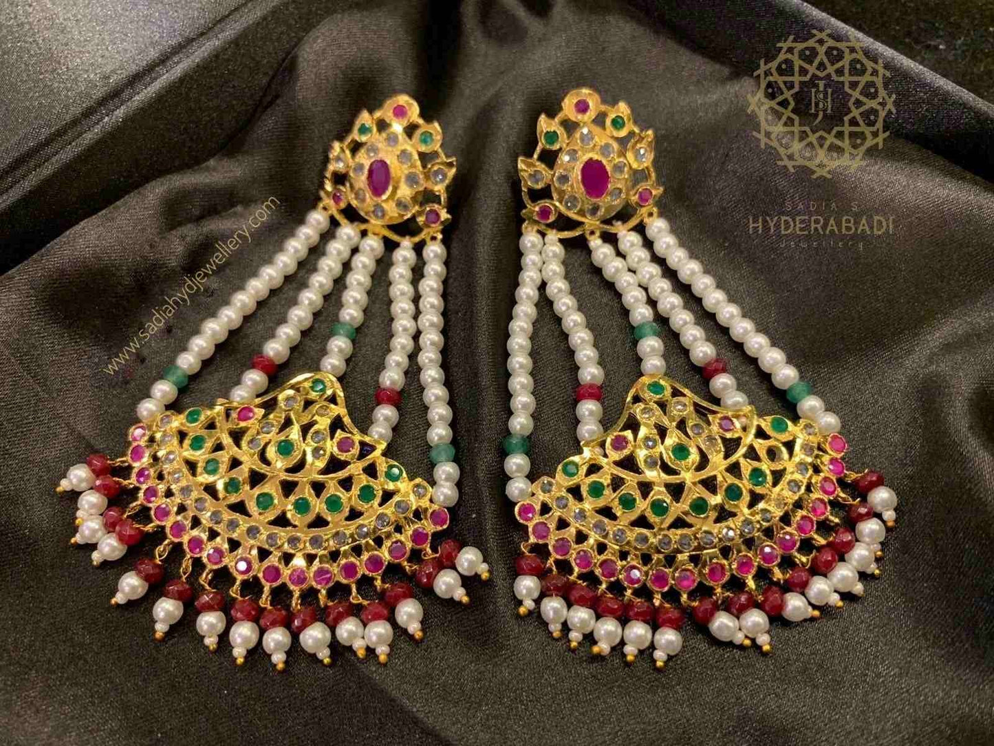 Eram Red Green Jhumar Earring