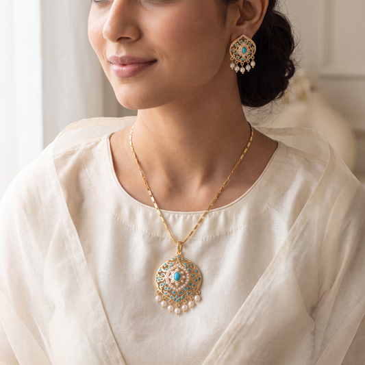 Arqam Firoza Pendant Set