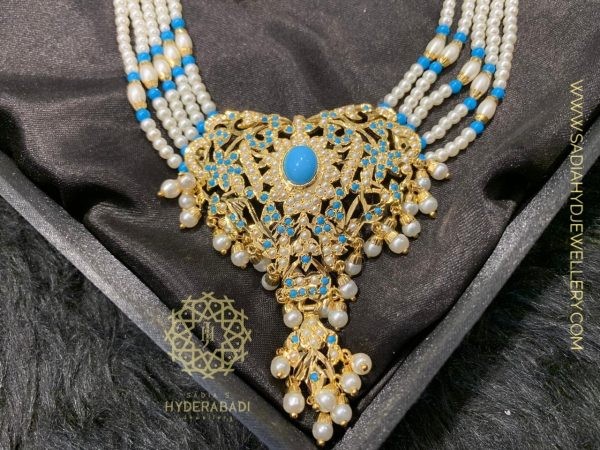 Farozan Firoza Necklace Set