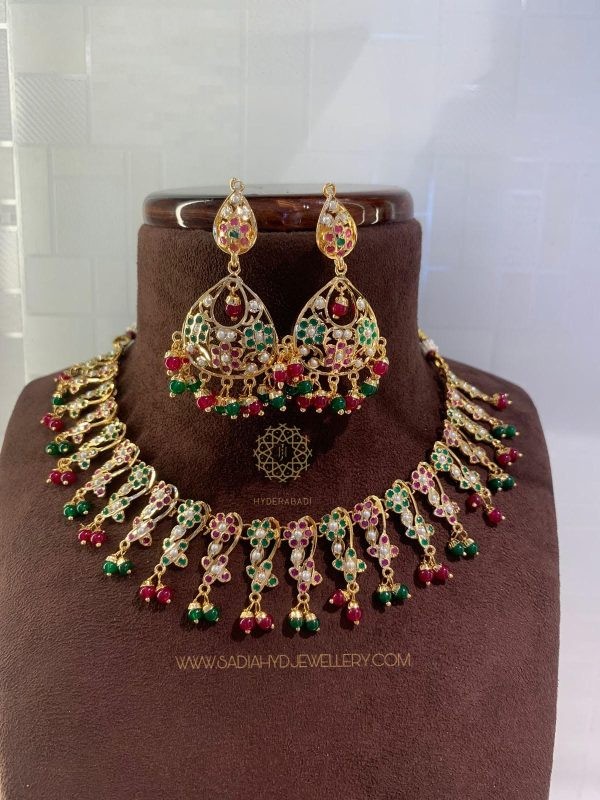 Zuni Red Green Necklace Set